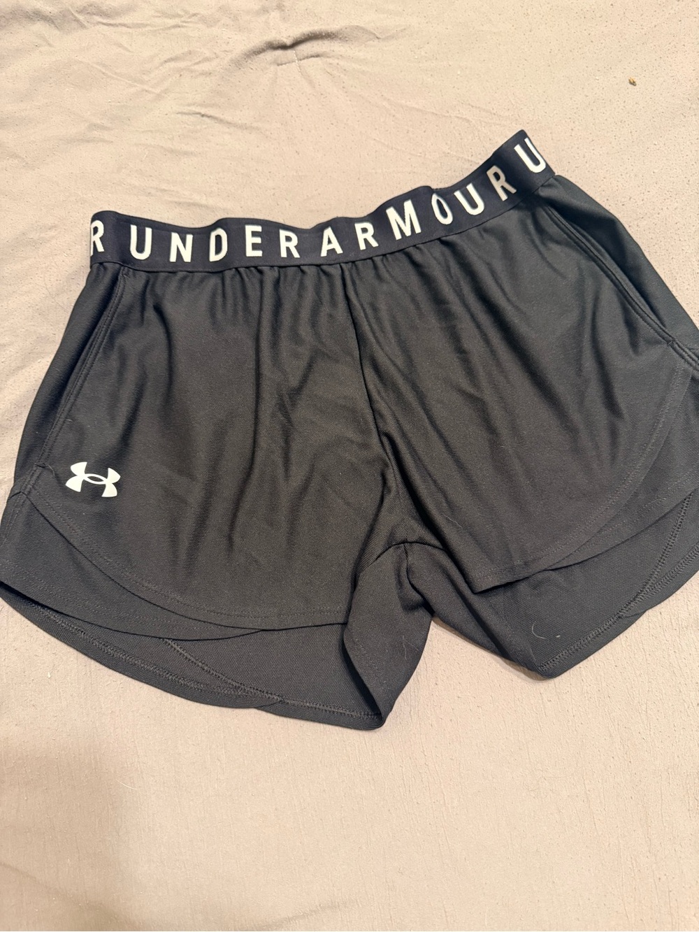 Under Armour Black Women's Athletic Shorts with Logo Waistband